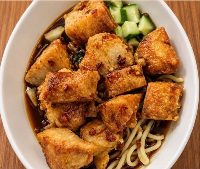Pempek Palembang (Fish Cake)