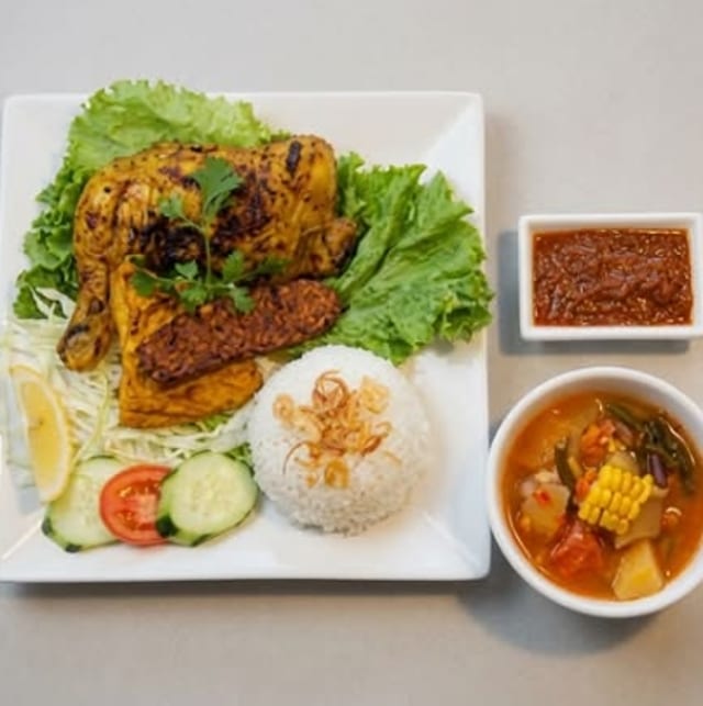 Tamarind Soup Combo Chicken